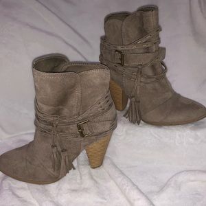 Gray qupid heel booties